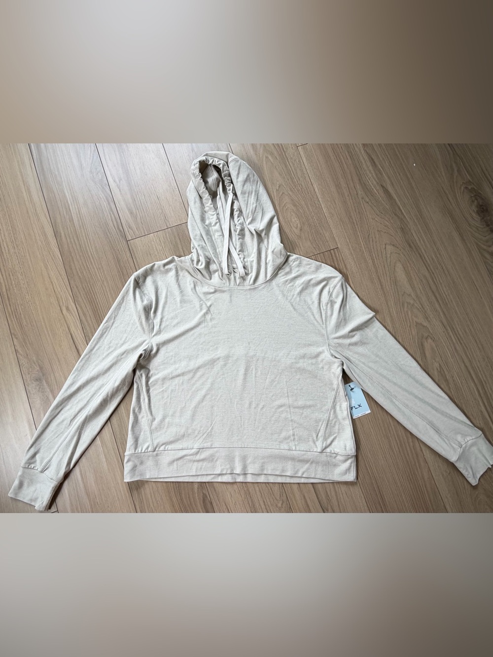 FLX Travel Leisure Women's Ivory Silk Cropped Lightweight Hooded Top Sz M NWT